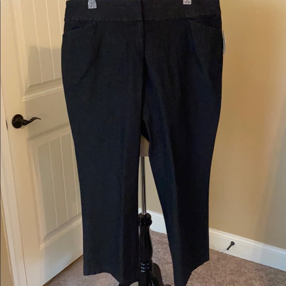 NWT Wide Legged Dress Jeans in Black, 22W